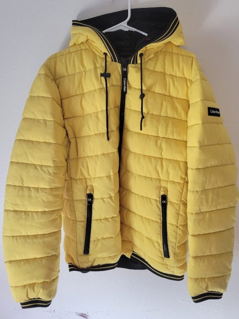 Calvin Klein Yellow Hooded Puffer Jacket Women's Medium Sherpa Lined